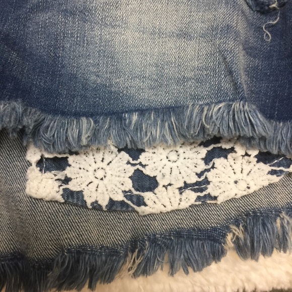 American Rag denim shorts - Picture 4 of 4